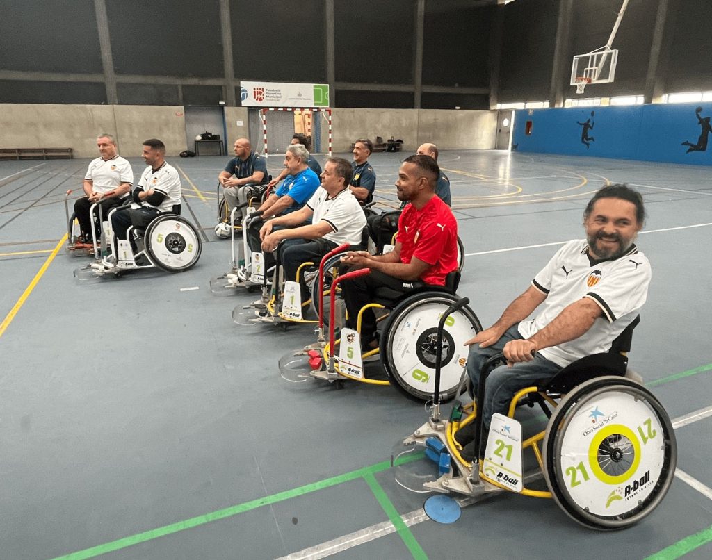 Fútbol en silla del Valencia CF. se juega pasar a la final de Madrid.
